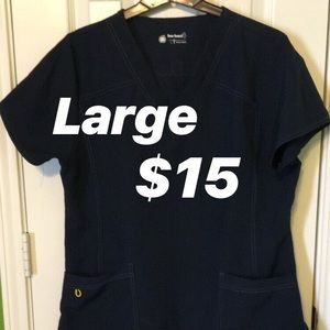 WonderWink scrub top